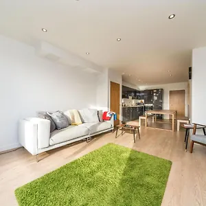 New 2bd Flat 4mins To Excel Centre Fast City Links Apartment London